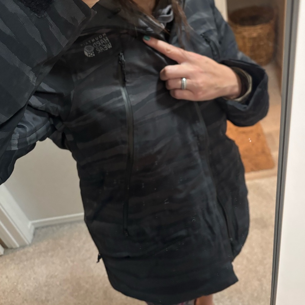 Mountain Hardwear Gray Patterned Jacket - image 4